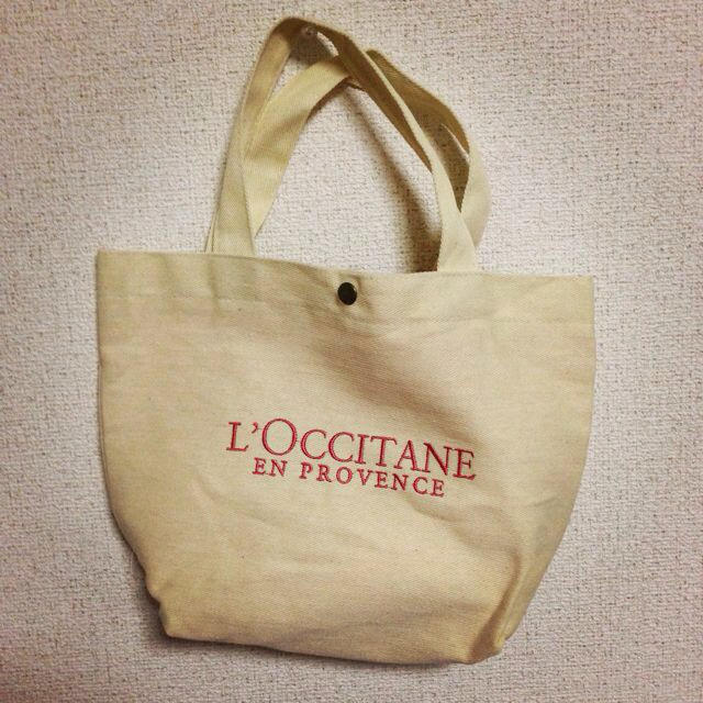 L'OCCITANE(ロクシタン)のロクシタン刺繍ロゴトートバッグ レディースのバッグ(トートバッグ)の商品写真