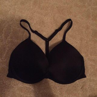 ヴィクトリアズシークレット(Victoria's Secret)の新品 PINK ブラ(その他)