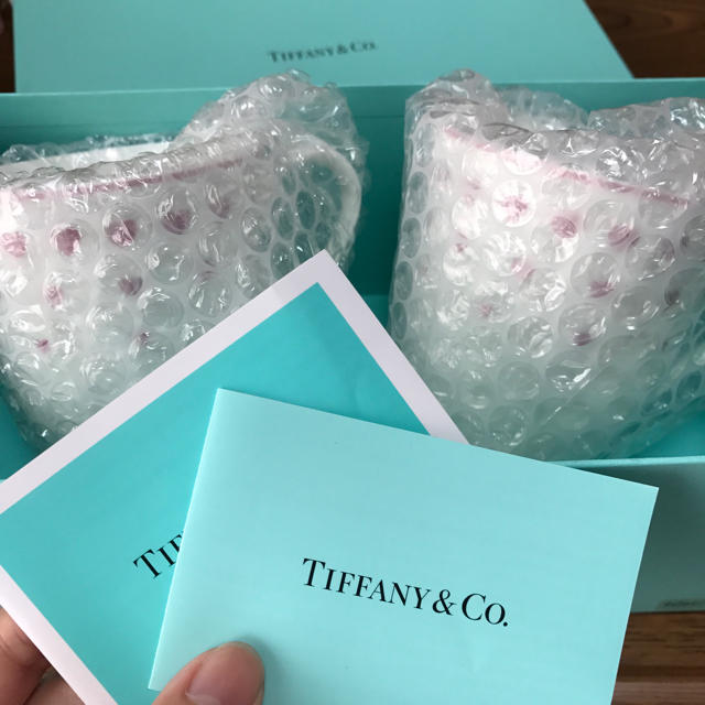 Tiffany & Co.(ティファニー)の新品 ティファニー ペアマグカップ インテリア/住まい/日用品のキッチン/食器(グラス/カップ)の商品写真