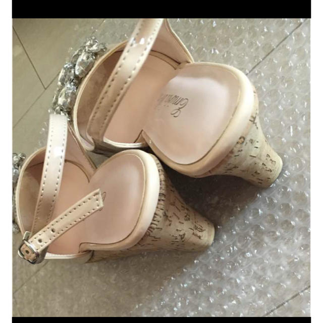 EmiriaWiz(エミリアウィズ)のEmiriawiz エミリアウィズ ジュエリーウェッジ サンダル レディースの靴/シューズ(サンダル)の商品写真