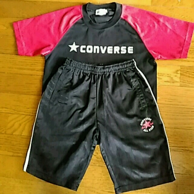 CONVERSE(コンバース)のTシャツ上下(140㎝男の子)　値下げしました キッズ/ベビー/マタニティのキッズ服女の子用(90cm~)(Tシャツ/カットソー)の商品写真