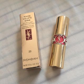 イヴサンローランボーテ(Yves Saint Laurent Beaute)のイヴ・サンローラン口紅(口紅)