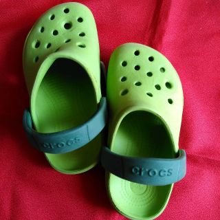 クロックス(crocs)の【ツバサ様専用】クロックス　サンダル　サイズ8.9(サンダル)