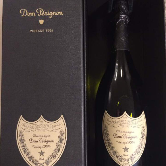 Dom Pérignon(ドンペリニヨン)の♡ドンペリ VINTAGE 2004 食品/飲料/酒の酒(シャンパン/スパークリングワイン)の商品写真