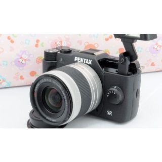 ペンタックス(PENTAX)のスマホへ送れます＆可愛い手のひらサイズ★PENTAX Q10(ミラーレス一眼)