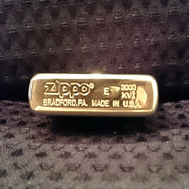 ZIPPO(ジッポー)の【送料込】ジッポー  ピンクゴールド 着火、開閉問題なし  メンズのファッション小物(タバコグッズ)の商品写真