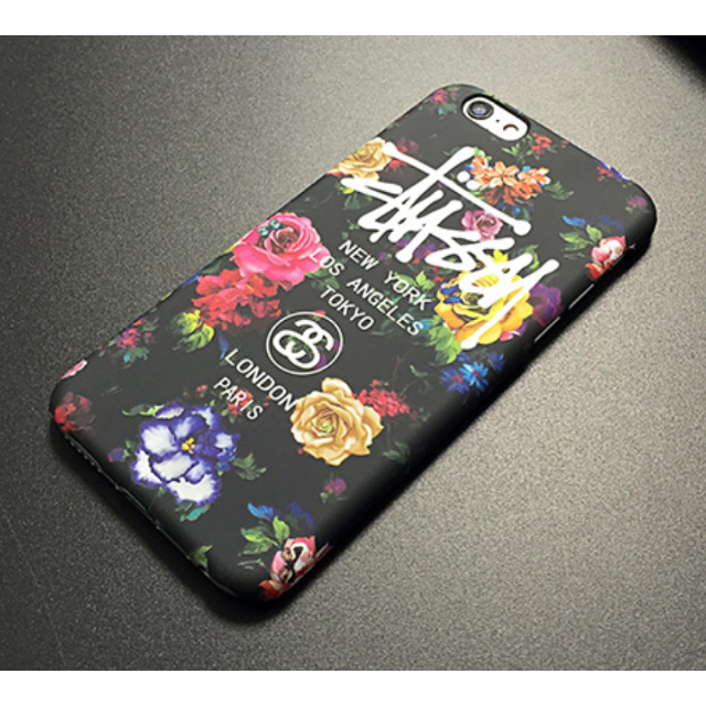 STUSSY(ステューシー)のiPhone6/6sケース　マット花柄ピンク スマホ/家電/カメラのスマホアクセサリー(iPhoneケース)の商品写真