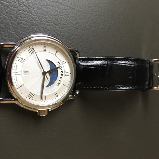 BURBERRY(バーバリー)の悠様専用  バーバリー時計  (出品にあたり電池交換致しました) メンズの時計(腕時計(アナログ))の商品写真