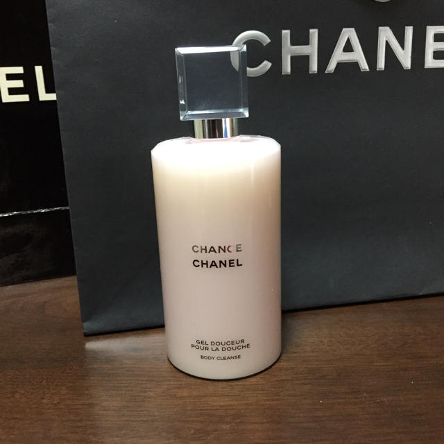 CHANEL(シャネル)のCHANEL チャンススウィートシャワージェル(ボディシャンプー) コスメ/美容のボディケア(ボディソープ/石鹸)の商品写真