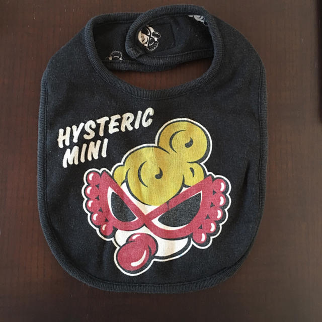 HYSTERIC MINI(ヒステリックミニ)のローリングスタイ✩ キッズ/ベビー/マタニティのこども用ファッション小物(ベビースタイ/よだれかけ)の商品写真