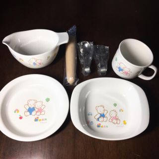 ファミリア(familiar)の【新品未使用】familiar Noritake 離乳食セット(離乳食器セット)