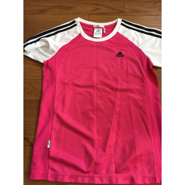 adidas(アディダス)のアディダス Ｔシャツ スポーツ/アウトドアのランニング(ウェア)の商品写真