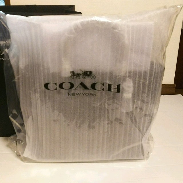 COACH(コーチ)のくまさん bear様専用【新品･未使用】コーチ  トートバッグ ベンツコラボ メンズのバッグ(トートバッグ)の商品写真