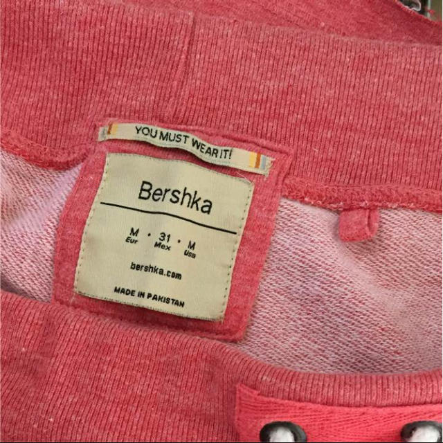 Bershka(ベルシュカ)のbershka☆スウェットハーフパンツ☆ メンズのパンツ(ショートパンツ)の商品写真