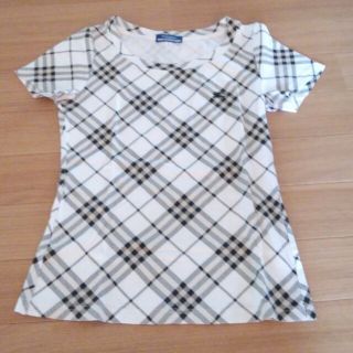 バーバリー(BURBERRY)のBURBERRY　Tシャツ(Tシャツ(半袖/袖なし))