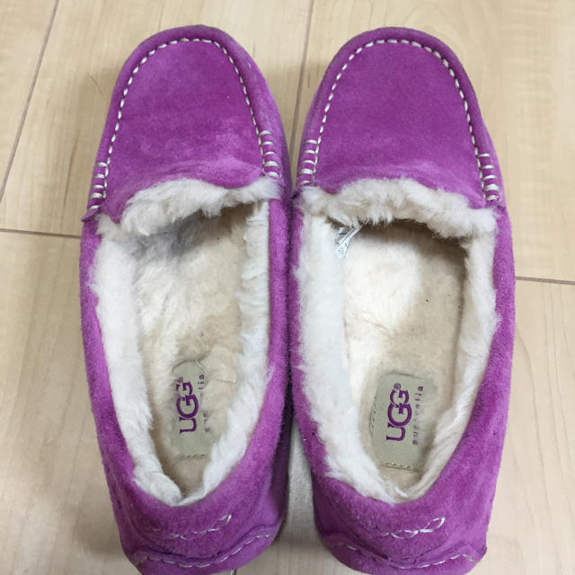 UGG(アグ)の【chanchii様専用】❁﻿UGG アンスレー モカシン❁ レディースの靴/シューズ(スリッポン/モカシン)の商品写真