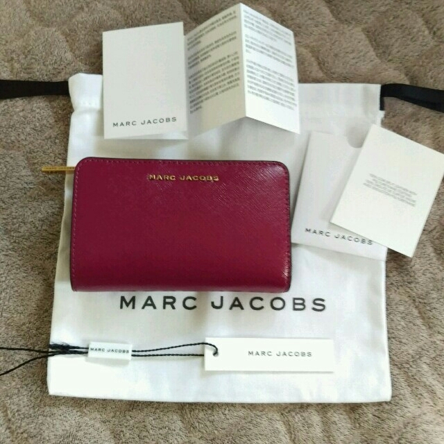 レディースマークジェイコブス 二つ折り財布 MARC JACOBS