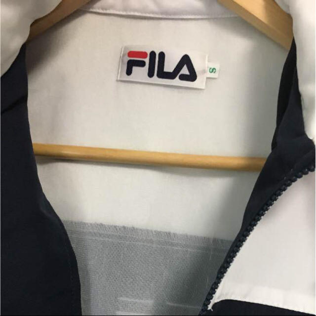 FILA パーカー ウィンドブレーカー ジャージ NIKE adidas