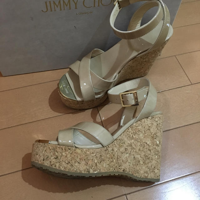 JIMMY CHOO(ジミーチュウ)のe-☆様専用ジミーチュウ ウェッジソールサンダル34 レディースの靴/シューズ(サンダル)の商品写真