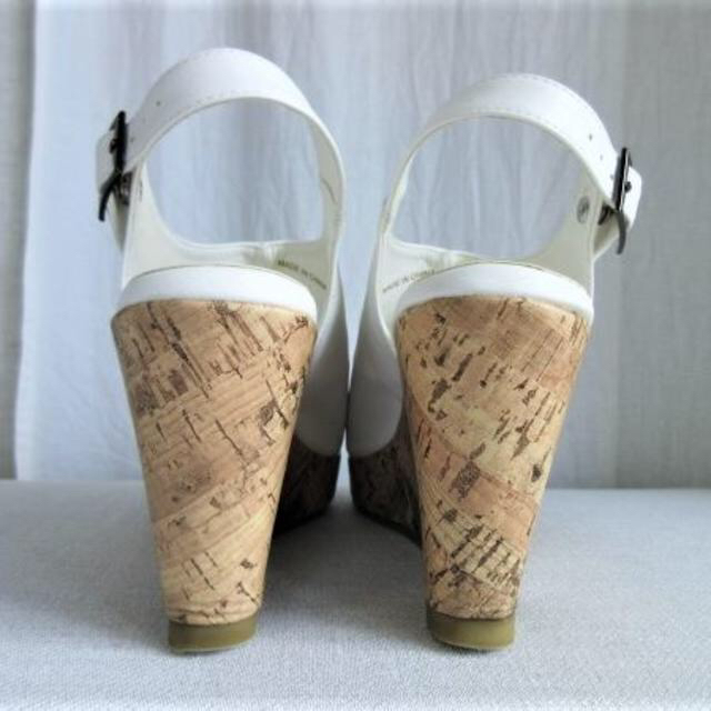 ●ウエッジヒール サボサンダル●白●Ｍ● レディースの靴/シューズ(サンダル)の商品写真