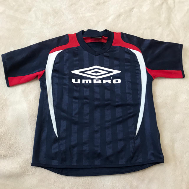 UMBRO(アンブロ)のumbro キッズ ウェア Tシャツ スポーツ/アウトドアのサッカー/フットサル(ウェア)の商品写真