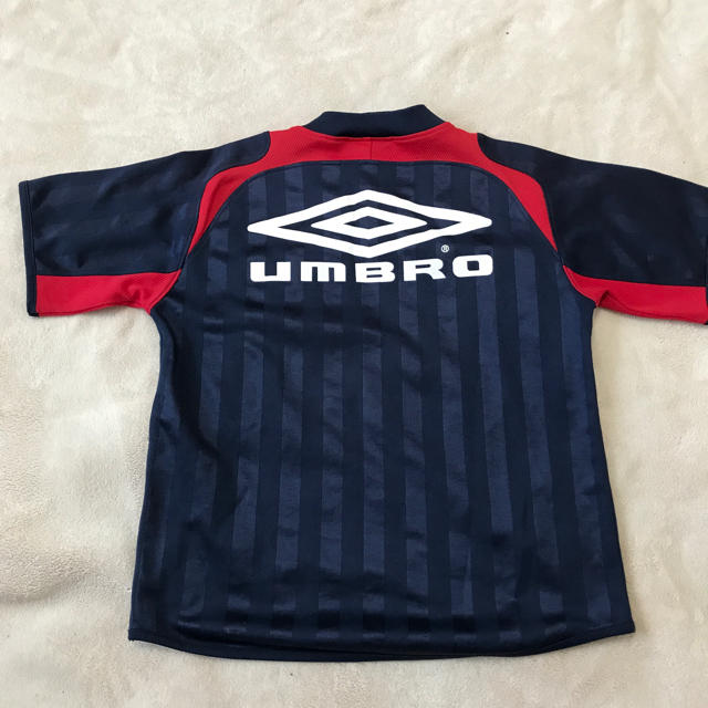 UMBRO(アンブロ)のumbro キッズ ウェア Tシャツ スポーツ/アウトドアのサッカー/フットサル(ウェア)の商品写真