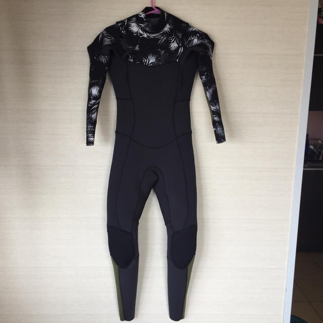 【新品 未使用】BILLABONG　ウエットスーツ　フルスーツ　ノンジップ　3㍉