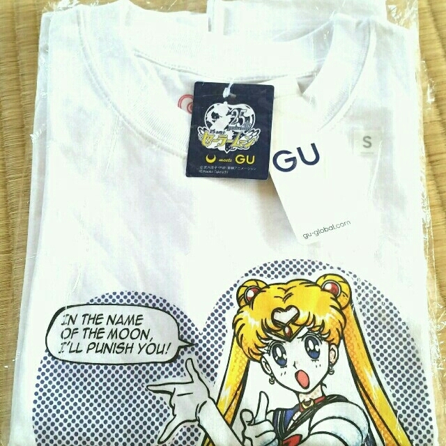 GU(ジーユー)のGU☆セーラームーンコラボTシャツ☆第１段 レディースのトップス(Tシャツ(半袖/袖なし))の商品写真