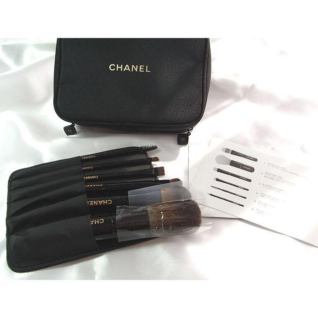 CHANEL(シャネル)のMACO 様　専用LES MINI DE CHANEL シャネルブラシ6本入 コスメ/美容のキット/セット(その他)の商品写真