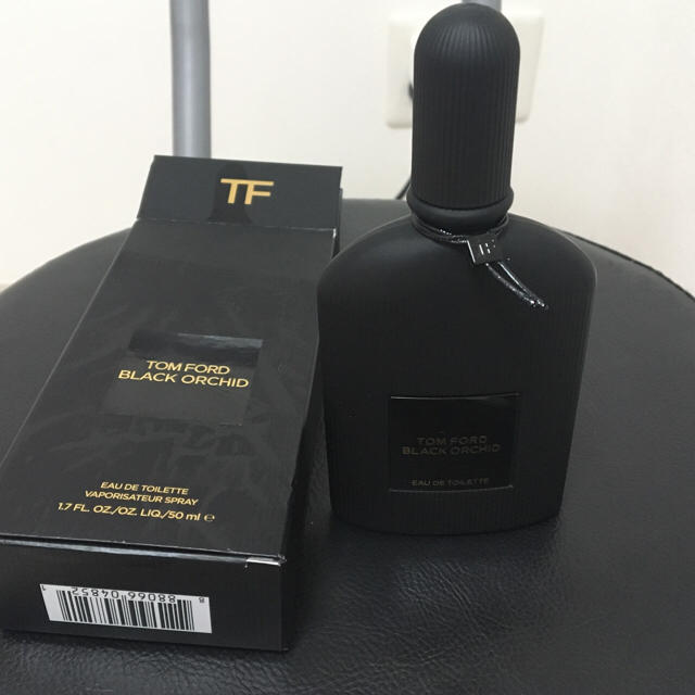 TOM FORD(トムフォード)の高島屋百貨店購入 トムフォード ブラックオーキッド オードトワレ 50ml コスメ/美容の香水(ユニセックス)の商品写真