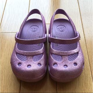 クロックス(crocs)の美品です☆クロックス パープルラメ C9(サンダル)