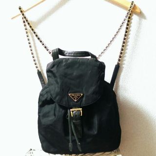 プラダ(PRADA)の正規PRADAゴールドチェーン黒リュック(リュック/バックパック)