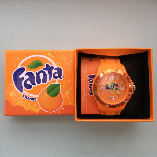 【新品】Fanta✨ファンタ シリコーン腕時計 キッズ/ベビー/マタニティのこども用ファッション小物(腕時計)の商品写真