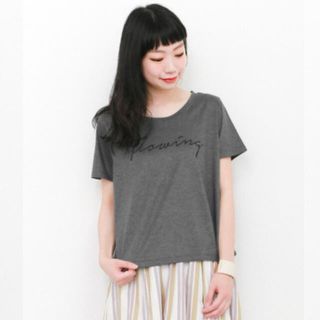 ケービーエフプラス(KBF+)の【マキロン♡様 専用】KBF+ AラインロゴTシャツ(Tシャツ(半袖/袖なし))