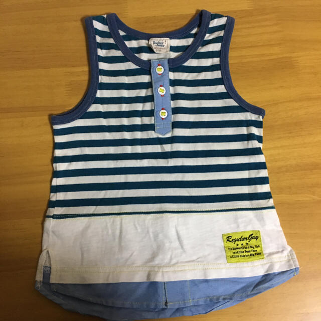 タンクトップ 110 キッズ/ベビー/マタニティのキッズ服男の子用(90cm~)(Tシャツ/カットソー)の商品写真