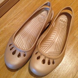 クロックス(crocs)のCROCS★サンダル♪(サンダル)