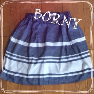 ボルニー(BORNY)のBORNY☆膝丈フレアスカート(ひざ丈スカート)