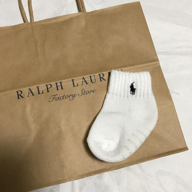 Ralph Lauren(ラルフローレン)のギフト♡新品ラルフローレン コットンTシャツ12M&靴下セット キッズ/ベビー/マタニティのベビー服(~85cm)(Ｔシャツ)の商品写真