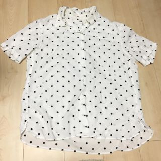 ユニクロ(UNIQLO)のUNIQLO ドットシャツ(Tシャツ(半袖/袖なし))