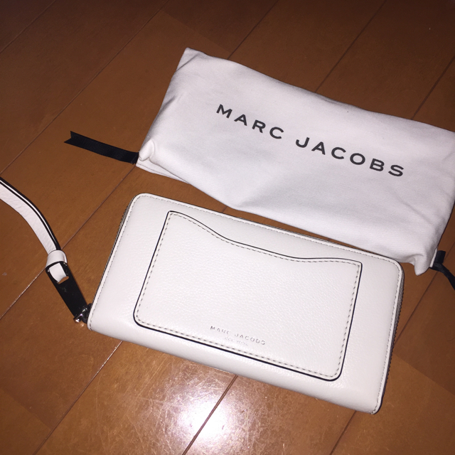 MARC JACOBS 財布 2