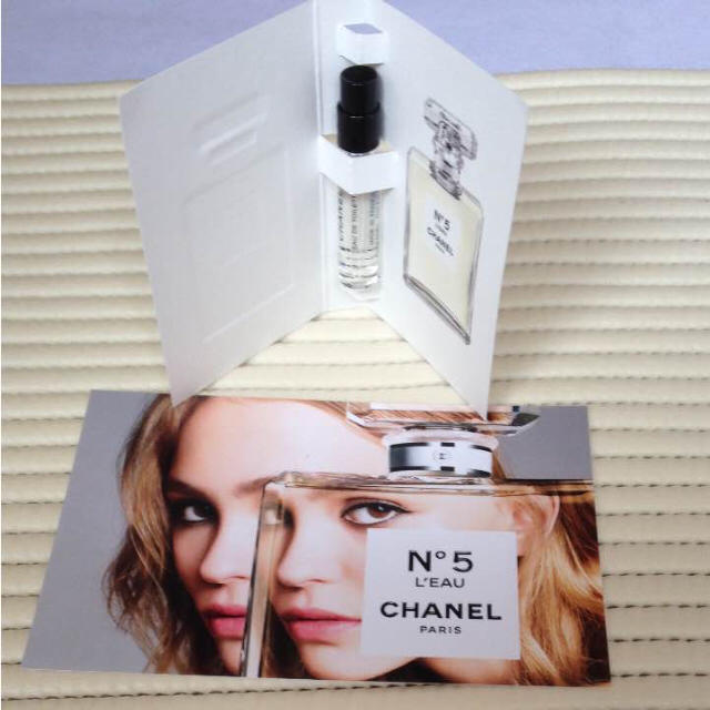 CHANEL(シャネル)のNo.5 ロー オードゥ トワレット サンプル コスメ/美容の香水(香水(女性用))の商品写真