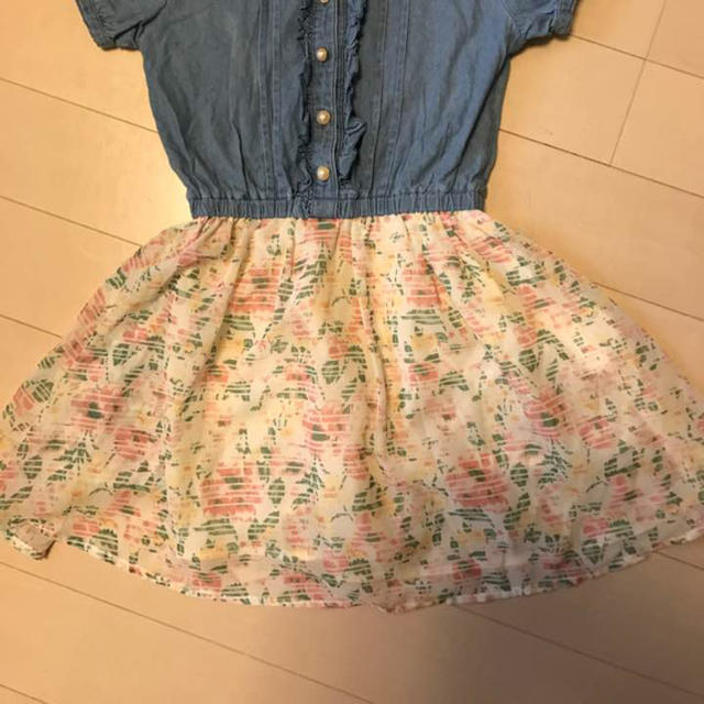 しまむら(シマムラ)のしまむら ワンピース 130  花柄 半袖 キッズ/ベビー/マタニティのキッズ服女の子用(90cm~)(ワンピース)の商品写真