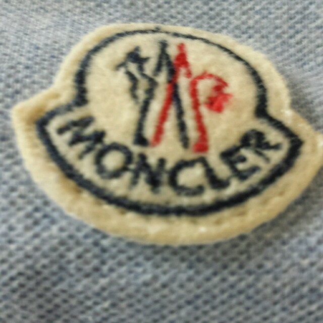 MONCLER(モンクレール)のモンクレールポロシャツ　M メンズのトップス(ポロシャツ)の商品写真