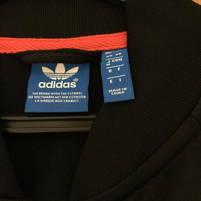 adidas(アディダス)のadidas originals レディースのジャケット/アウター(ブルゾン)の商品写真