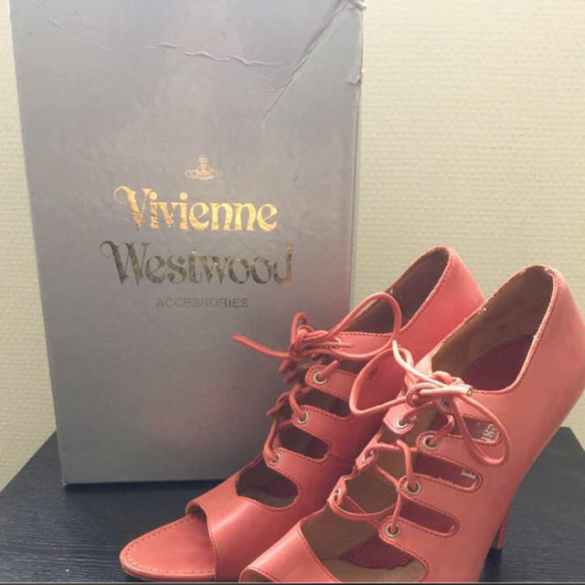 Vivienne Westwood(ヴィヴィアンウエストウッド)のvivienne westwood ピンク ヒール レディースの靴/シューズ(ハイヒール/パンプス)の商品写真