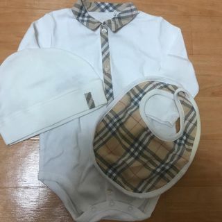 バーバリー(BURBERRY)のバーバリー ロンパース 帽子、スタイセット(ロンパース)