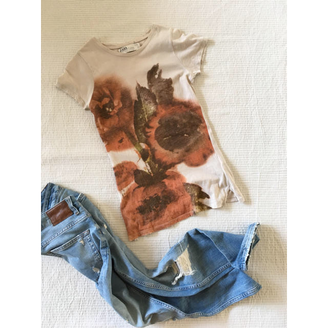 ZARA(ザラ)のYU様専用☆美品☆ZARA☆Tシャツとヘレンカミンスキー  ハット レディースのトップス(Tシャツ(半袖/袖なし))の商品写真