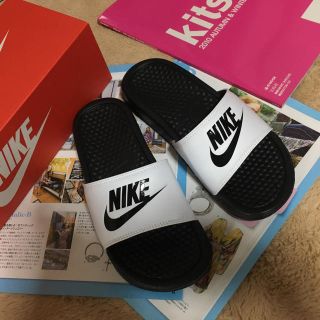 ナイキ(NIKE)のNIKE べナッシ 23(サンダル)