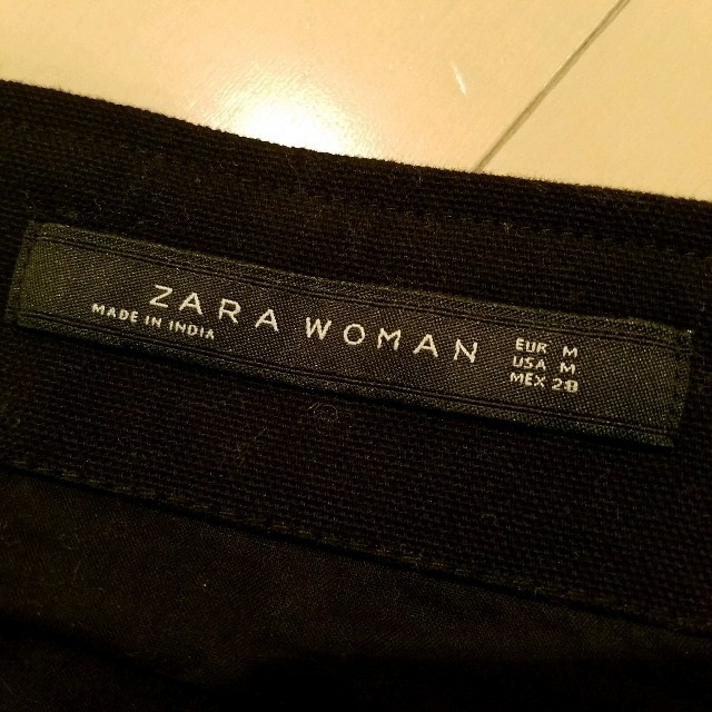 ZARA(ザラ)のzara♡刺繍ミニスカート レディースのスカート(ミニスカート)の商品写真