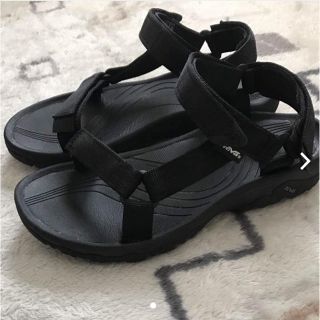 テバ(Teva)のサンダル(サンダル)